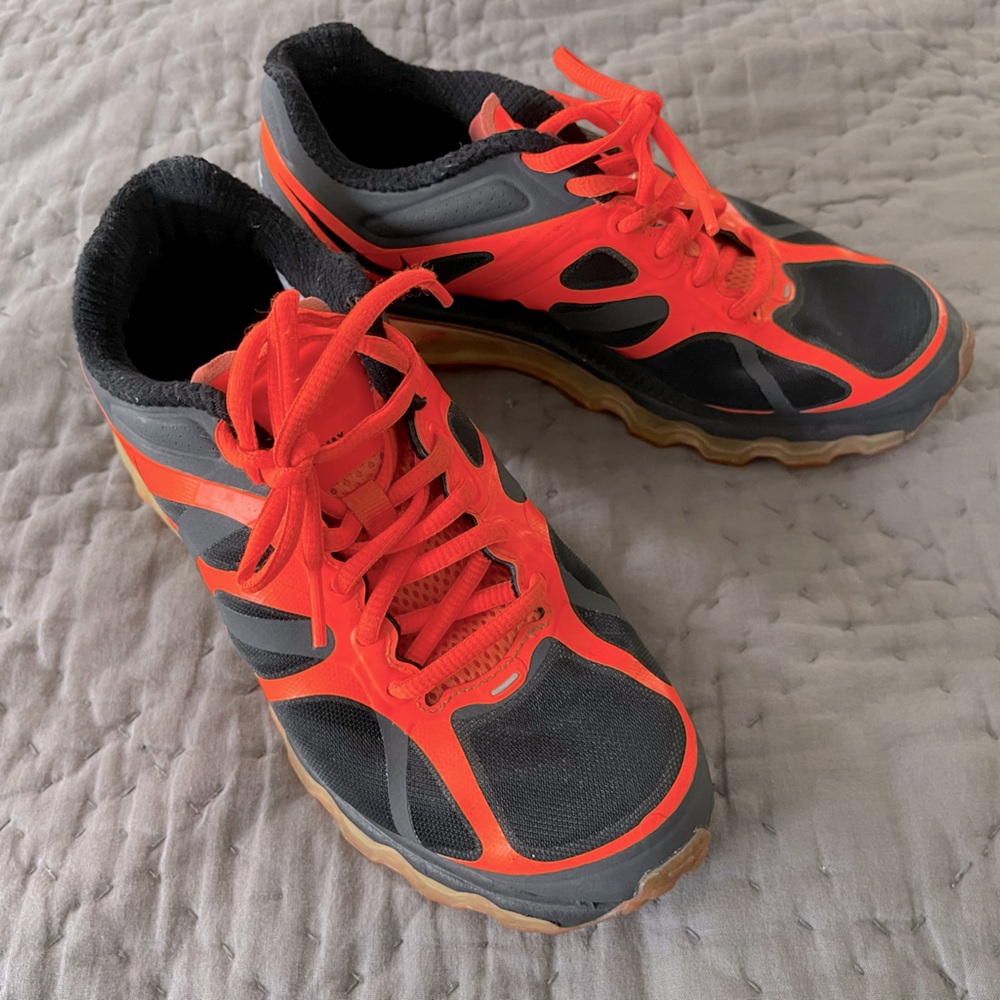 Nike Air Max Anthracite Black Orange Running Sneakers Size 5Y